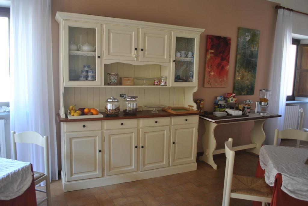 Palazzo Bonfranceschi Bed & Breakfast Belforte del Chienti Exterior photo